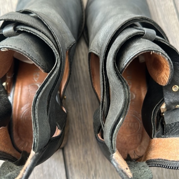 Jeffrey Campbell Everly black leather cut out buckle booties with back zipper - Picture 10 of 12